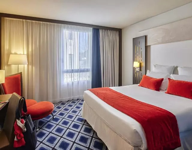 Mercure Chartres Centre Cathedrale