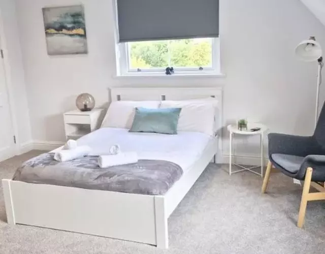 Hyland Apartment by CityNest