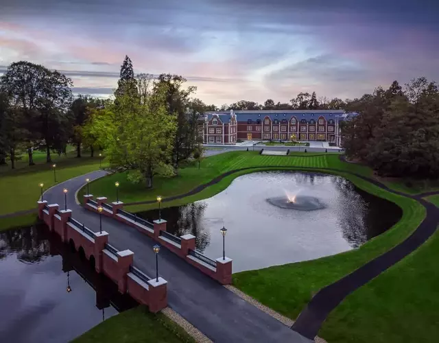 Fairmont Windsor Park
