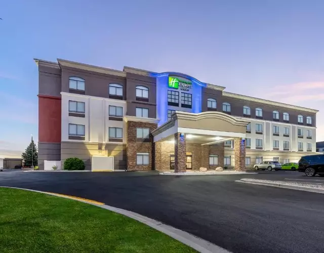 Holiday Inn Express Hotel & Suites Cheyenne by IHG