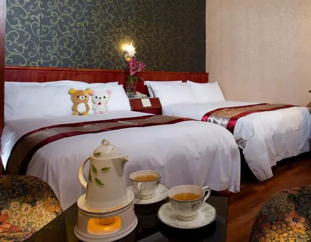 Gene Long Haiy Att Hotel