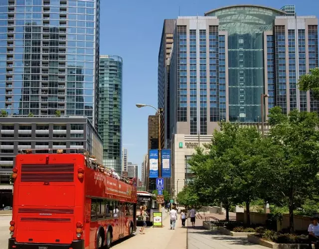 Embassy Suites by Hilton Chicago Downtown Magnificent Mile