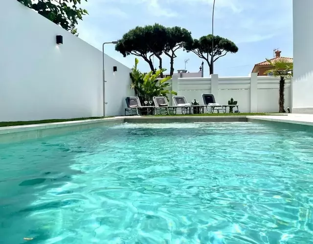 VILLA PIMIENTA, Chalet de lujo a 100 metros del mar