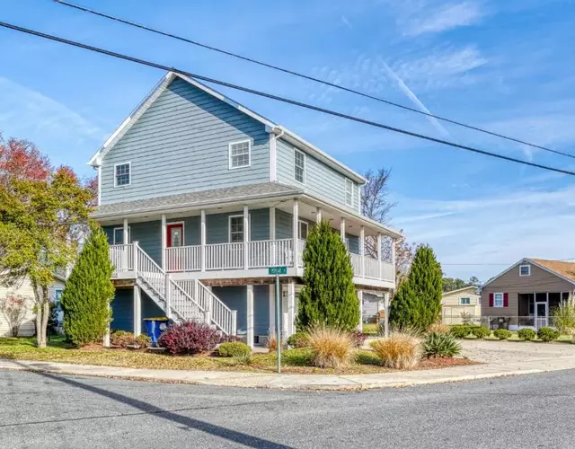 Beach Haven - Modern Home; Close to town!