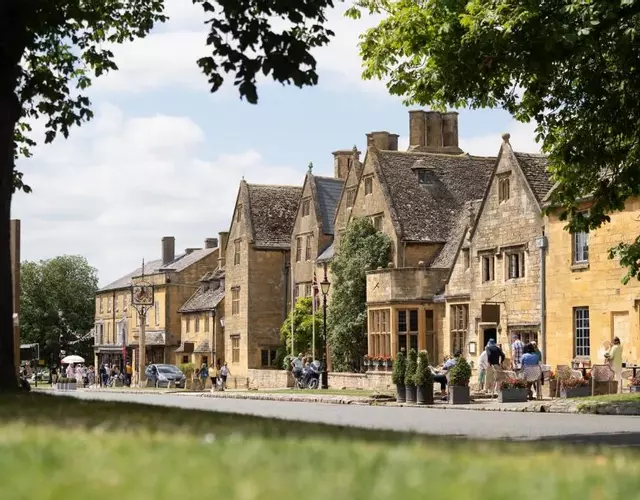 The Lygon Arms - an Iconic Luxury Hotel