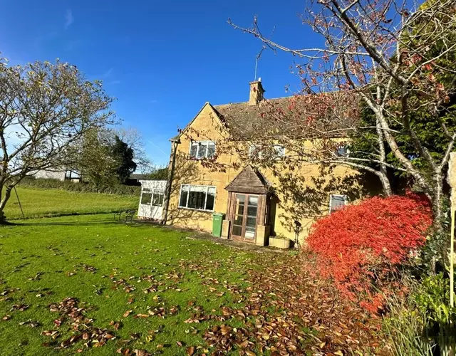 Ashleigh - Ash Farm Cotswolds