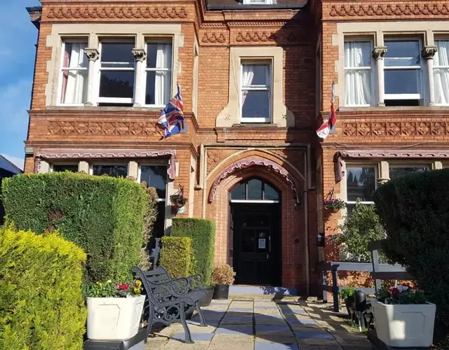 The Lismore Hotel