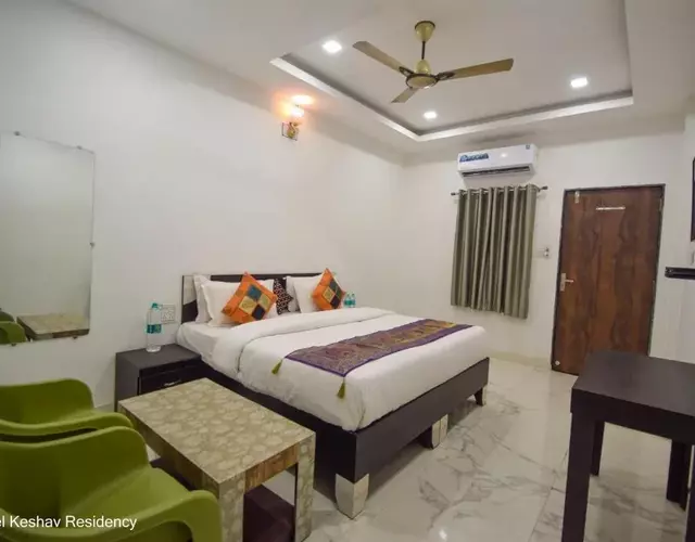 Hotel Keshav Residency