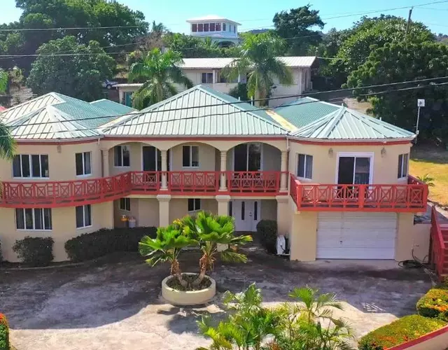 Royal Palms Estate