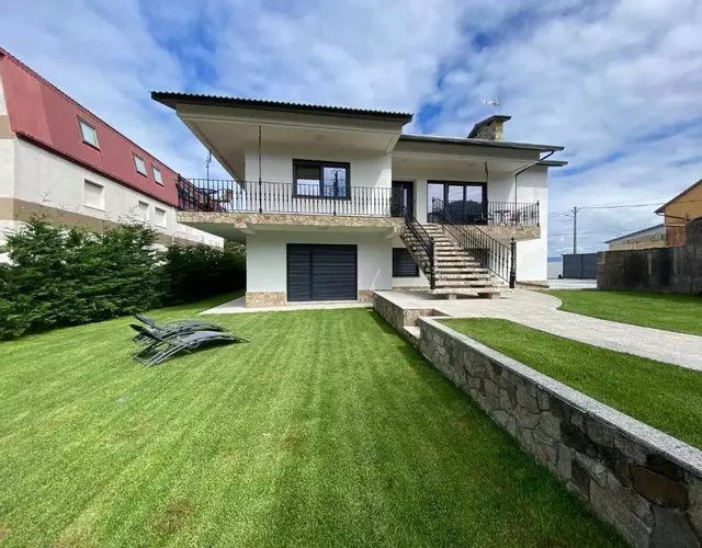 Apartamentos Turisticos Costa Celeiro: Portomaior, Agrelo, Covelo Lapamán