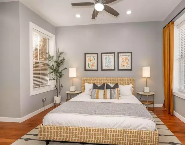 Findlay Market - Suite 4 for 2