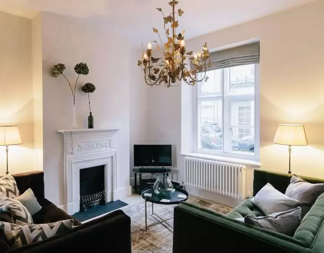 Beautiful house, Cirencester centre, parking