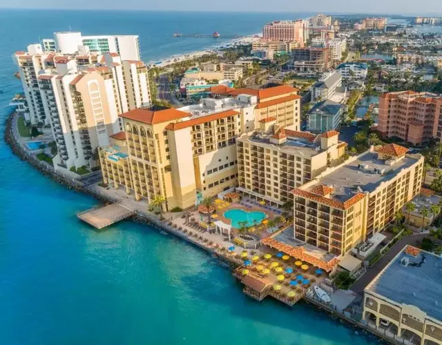 Holiday Inn & Suites Clearwater Beach by IHG