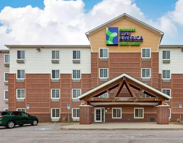 Extended Stay America Select Suites - Cleveland - Airport