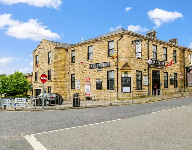 OYO Castle Hotel, Accrington