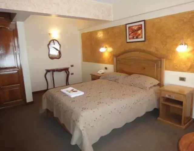 HOTEL MAISON FIORI Plaza Colon