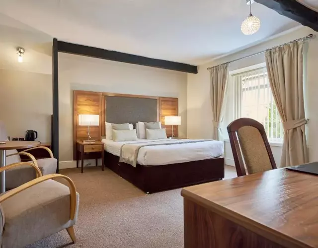 The Old Ginn House Inn