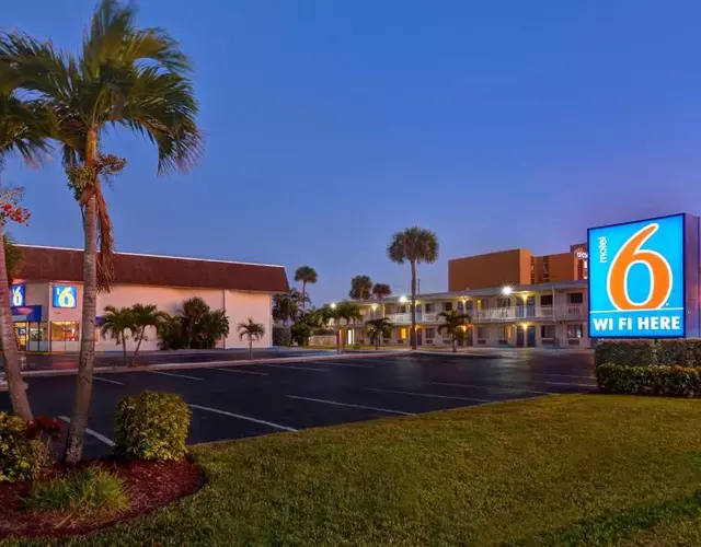 Motel 6-Cocoa Beach, FL
