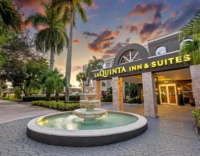 La Quinta by Wyndham Coral Springs South