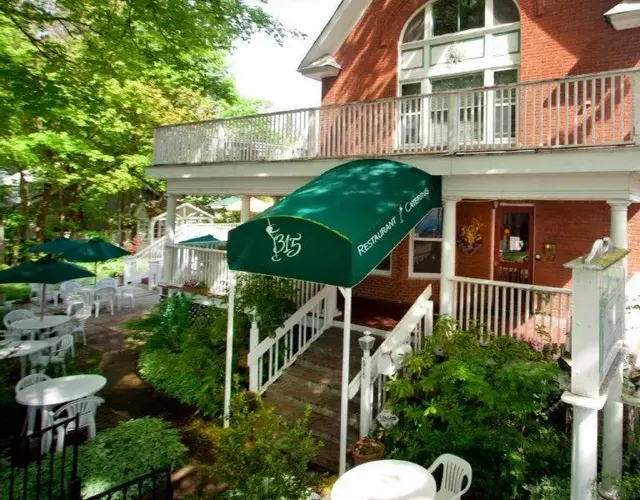 Greenbriar Inn