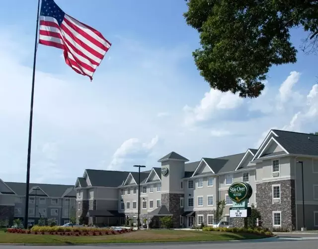 Stay-Over Suites - Fort Gregg-Adams Area