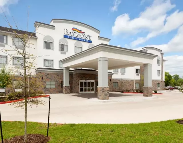 Baymont by Wyndham College Station