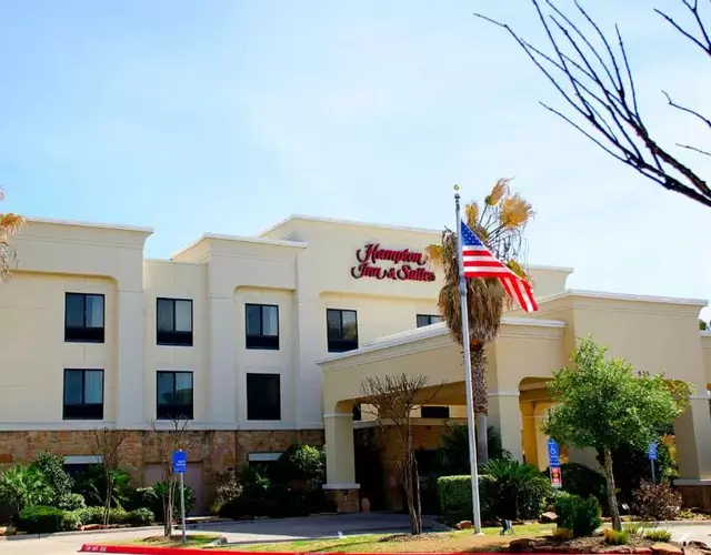 Hampton Inn & Suites College Station