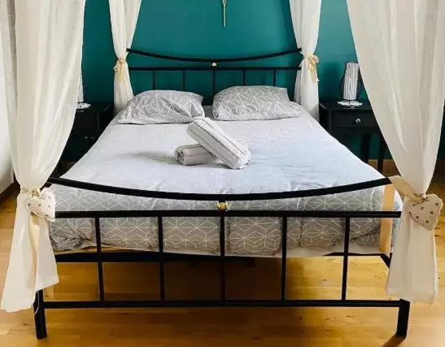 Au pied de la Cathédrale