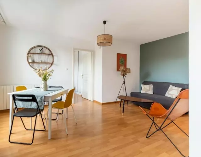 Travel Homes - The Nils, Cosy & cute with Parking