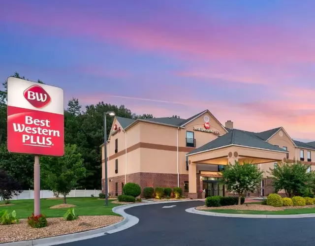 Best Western Plus Hopewell Inn