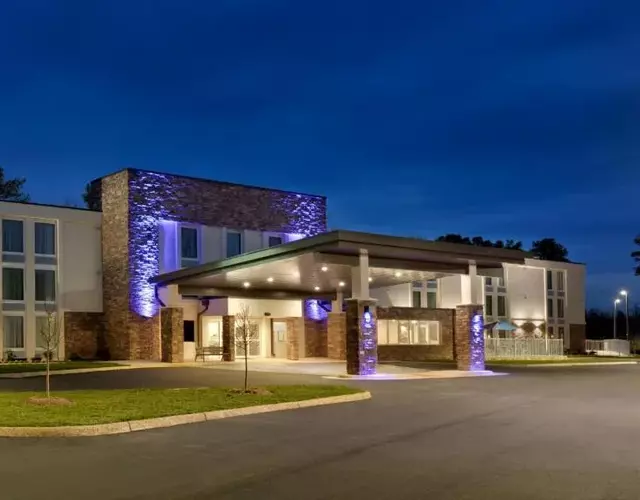 Holiday Inn Express - Williamsburg Busch Gardens Area by IHG