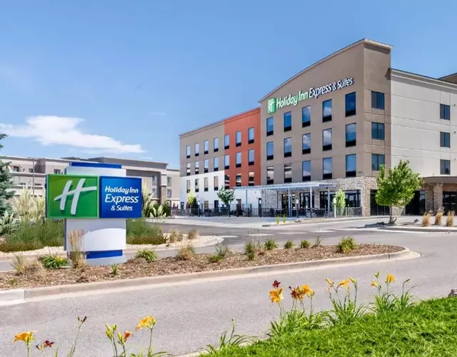 Holiday Inn Express & Suites - Colorado Springs AFA Northgate by IHG