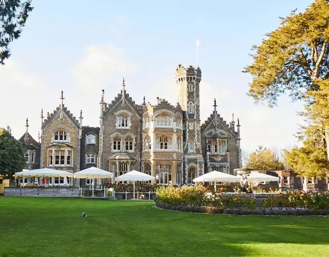 Oakley Court