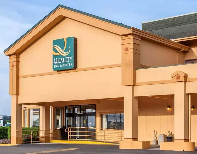 Quality Inn & Suites at Coos Bay