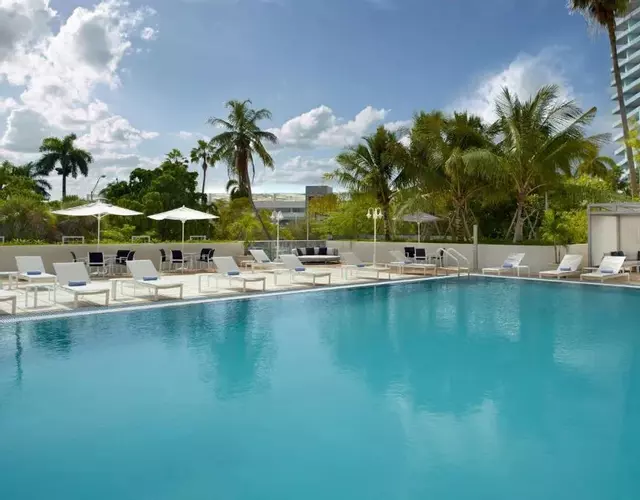 Courtyard Miami Coconut Grove