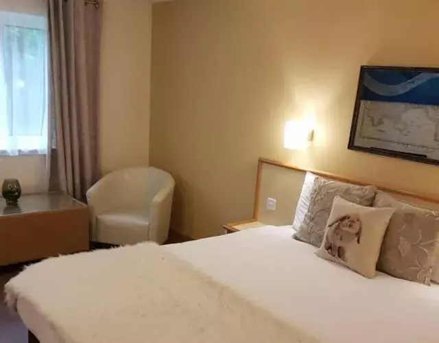 Travel Plaza Hotel