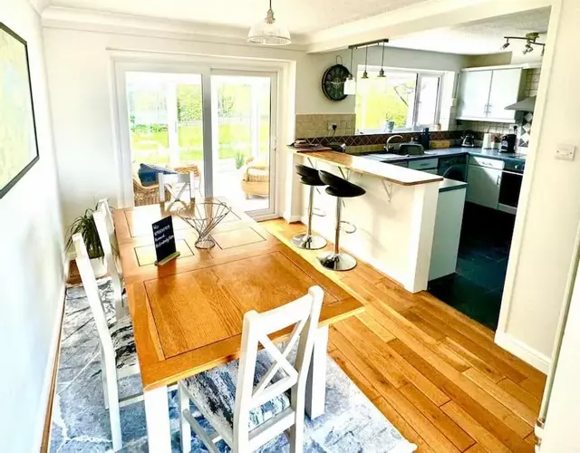 Quayside - Hamworthy