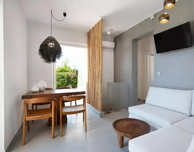 Elisa Seaside Luxury Suite