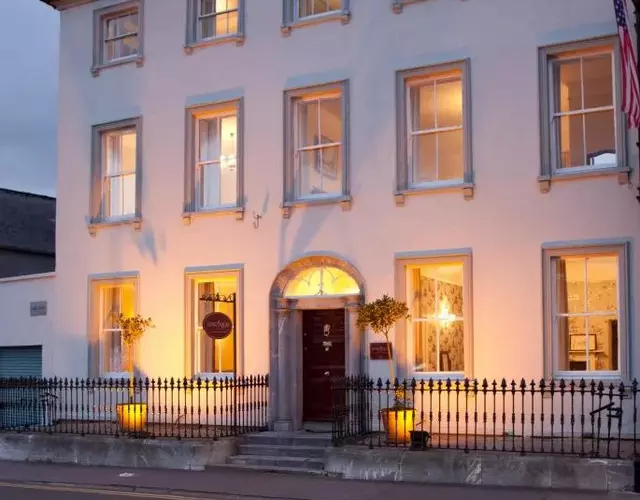 Long Quay House