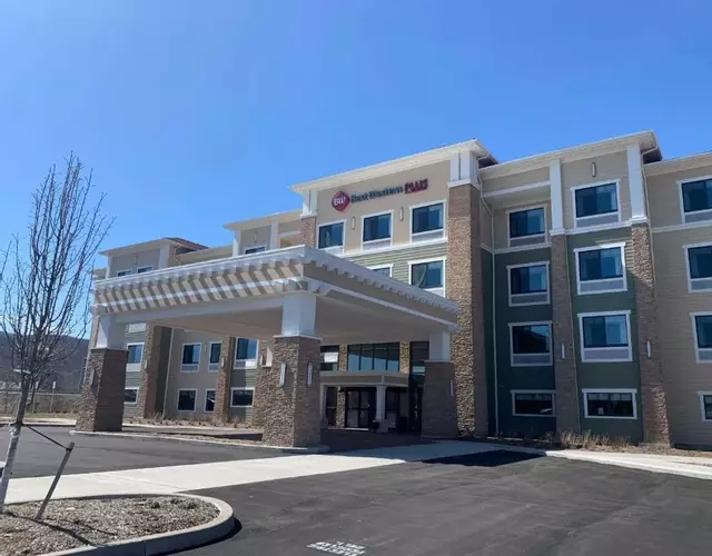 Best Western Plus Horseheads Inn & Suites