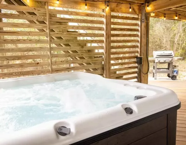 Pool Hot Tub Beach Gear included