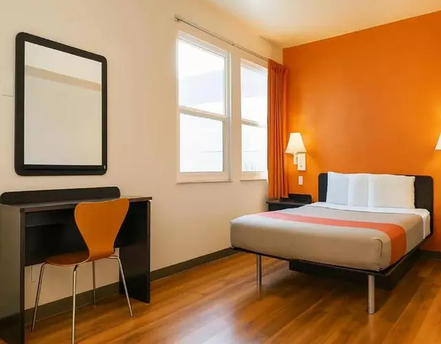 Motel 6-San Diego, CA - Downtown