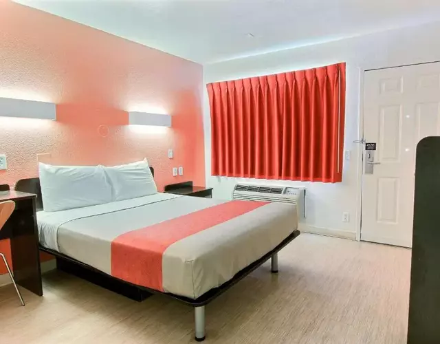 Motel 6-Corpus Christi, TX - East - North Padre Island