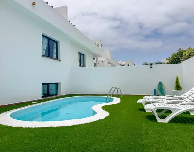 Surf and Stay House