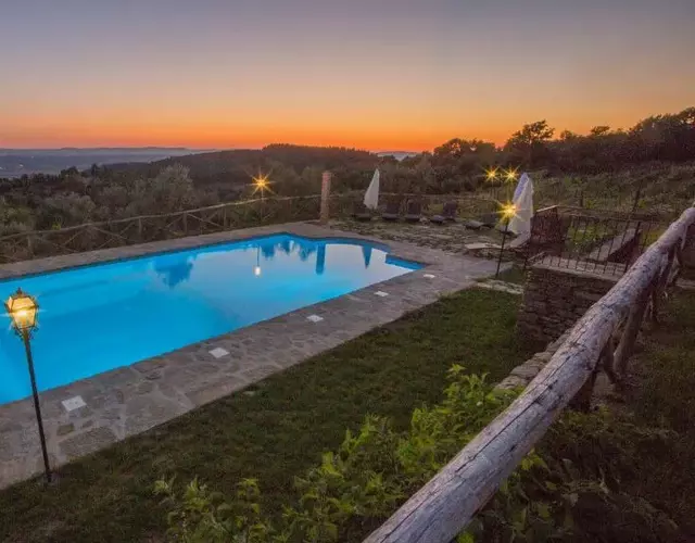 Tenuta Angelici Winery Agriturismo Henni with pool sauna and jacuzzi Cortona