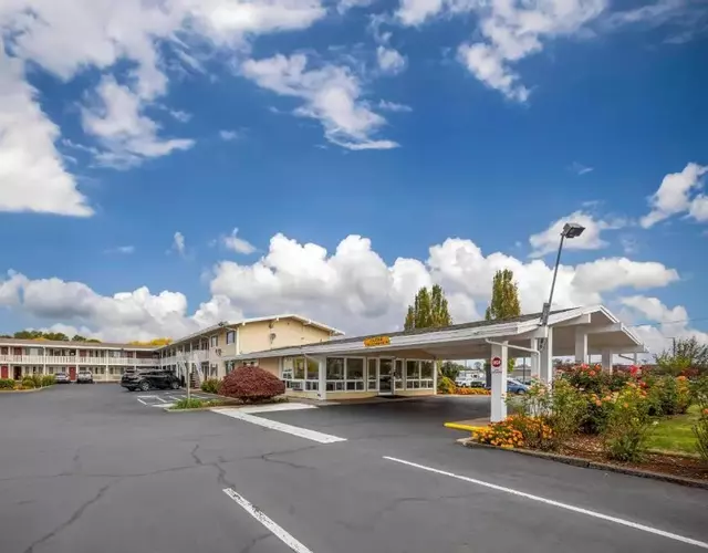 Rodeway Inn Albany