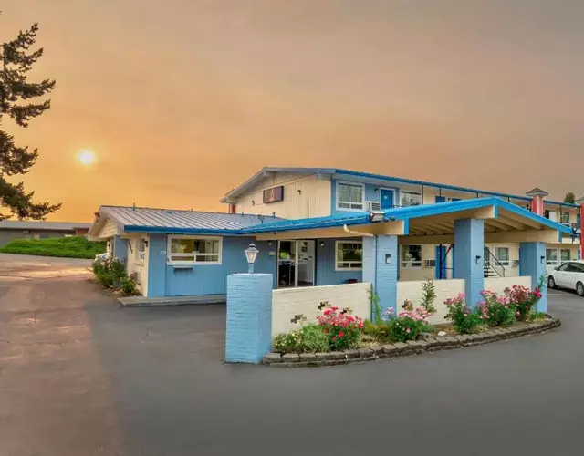 Studio 6 Suites - Albany, OR