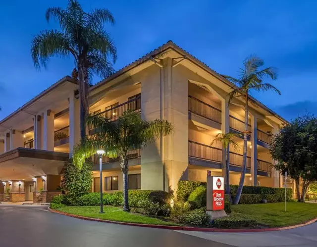Best Western Plus Orange County Airport North