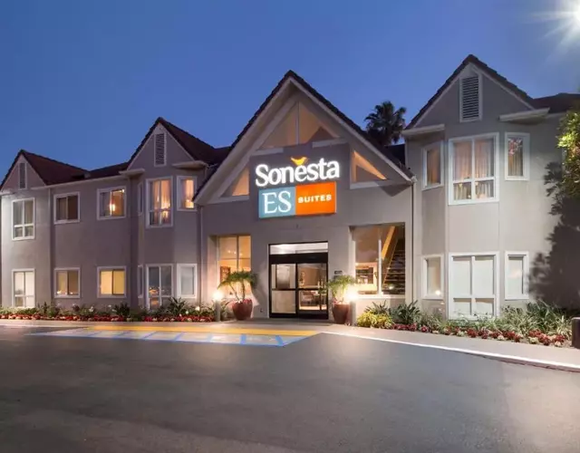 Sonesta ES Suites Huntington Beach Fountain Valley