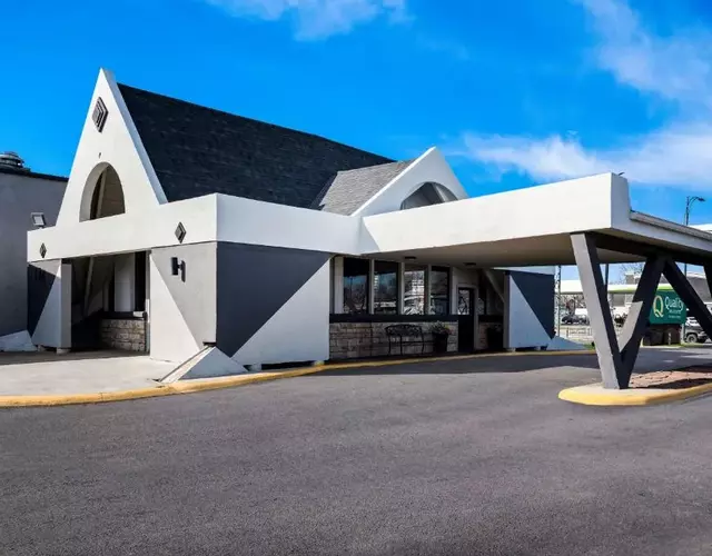 Quality Inn & Suites Council Bluffs - Omaha East